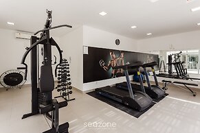 Apto em prédio c/ piscina 350m da praia RTG208