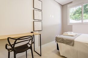 Apartment in the Center With Pool Rri103