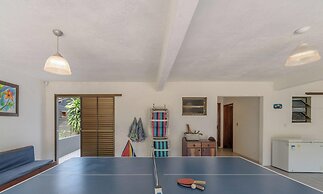 6BR Beachfront Home in Bombinhas Abm0101