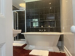 Decressy Apartment
