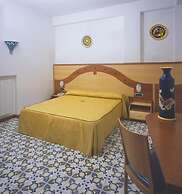 Hotel Bristol