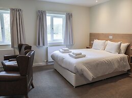 Jubilee First-floor King-size Bedroom