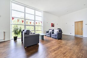 Jubilee First-floor Single Bedroom