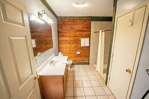 Fishtale Lodge