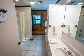 Fishtale Lodge