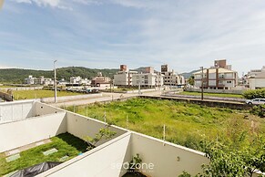 Apt Near the Beach in Ingleses Rmm0318