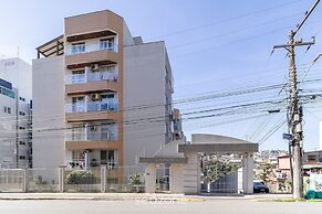 Cozy apt in Capoeiras Rmc203