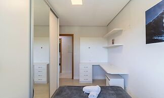 Apartment w/ BBQ 500m From the Beach Rlv0206