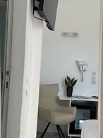 Avra Hotel