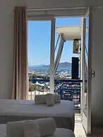 Avra Hotel