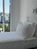 Avra Hotel