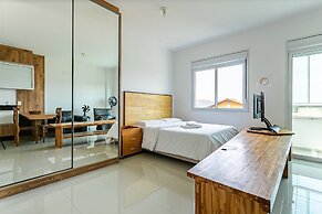 New Studio 4 min From Lagoa da Conceicao Ecm204