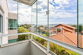 New Studio 4 min From Lagoa da Conceicao Ecm204