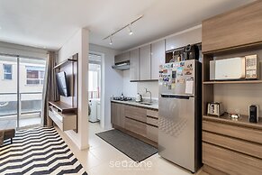 Apt Close to Beach & Floripa Shopping [eaz305]