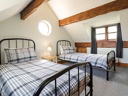 Cyffdy Cottage - Aran