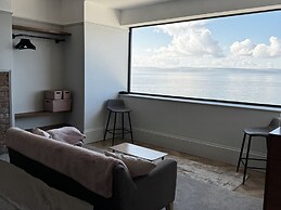 Mostyn View