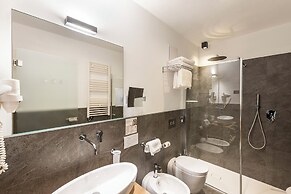 Chalet Aster