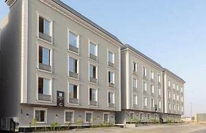 Three BR Spacious & Luxurious Flat in Hittin