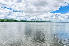 Glamping Getaway at Lake Carmi Cabin!