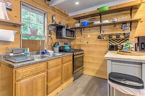 Glamping Getaway at Lake Carmi Cabin!