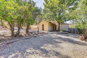 Updated Cabin in Lewiston Historical District!