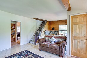 Updated Cabin in Lewiston Historical District!
