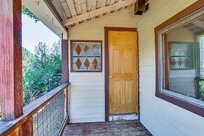 Updated Cabin in Lewiston Historical District!