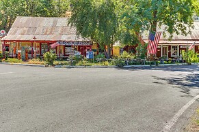 Updated Cabin in Lewiston Historical District!