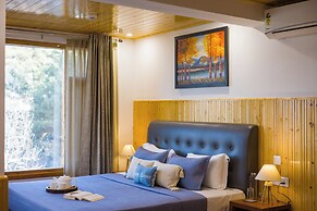 Lafu House Hearth Cabana  Hill views