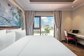 Heritage Ham Long Hotel & Spa