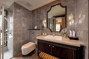 Heritage Ham Long Hotel & Spa