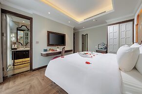 Heritage Ham Long Hotel & Spa