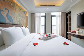 Heritage Ham Long Hotel & Spa