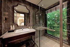 Heritage Ham Long Hotel & Spa