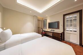 Heritage Ham Long Hotel & Spa