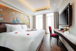 Heritage Ham Long Hotel & Spa