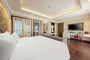 Heritage Ham Long Hotel & Spa