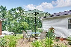 Mtn-view Cottage w/ Garden & Yard in Erwin!