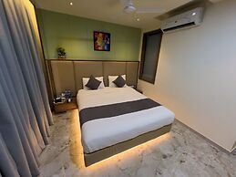 Hotel Ratna Paradise
