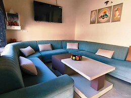 Hotel Shri Radha Sneh Mathura