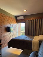 Villa da Serra Suites