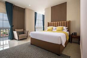 Ali Grand Hotel