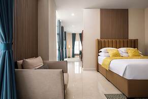 Ali Grand Hotel