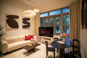 The Train Street Residence Ly Nam De