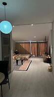 The Train Street Residence Ly Nam De
