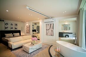 The Train Street Residence Ly Nam De