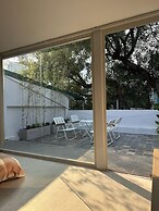 The Train Street Residence Ly Nam De