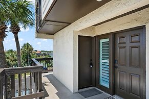 Direct Ocean View Steps to Beach Modern Updates