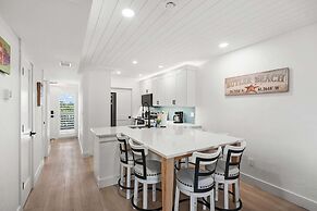 Direct Ocean View Steps to Beach Modern Updates