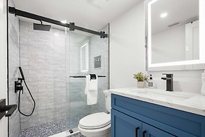 Direct Ocean View Steps to Beach Modern Updates